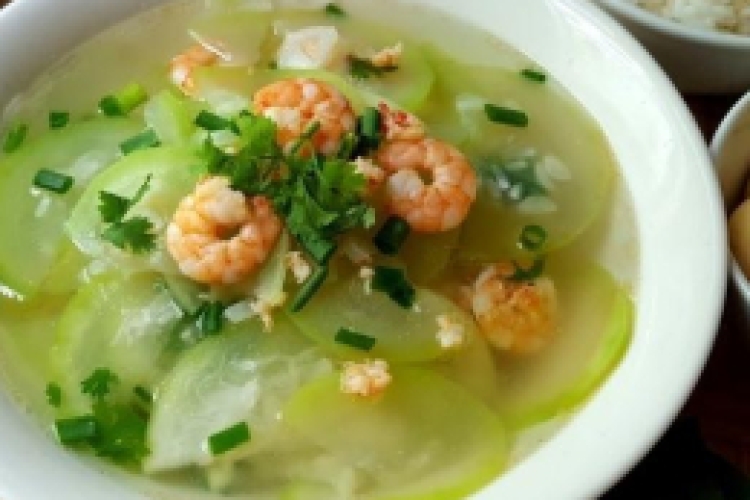 Canh bầu nấu tôm